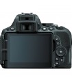Nikon D5500 + 18-140